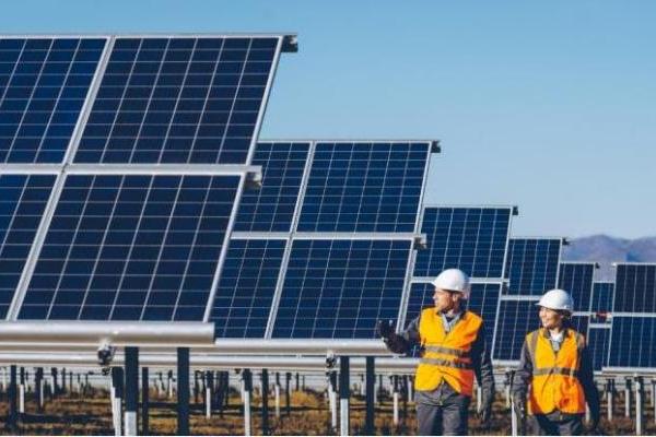 Diferenças e distinções do material de fusível fotovoltaico